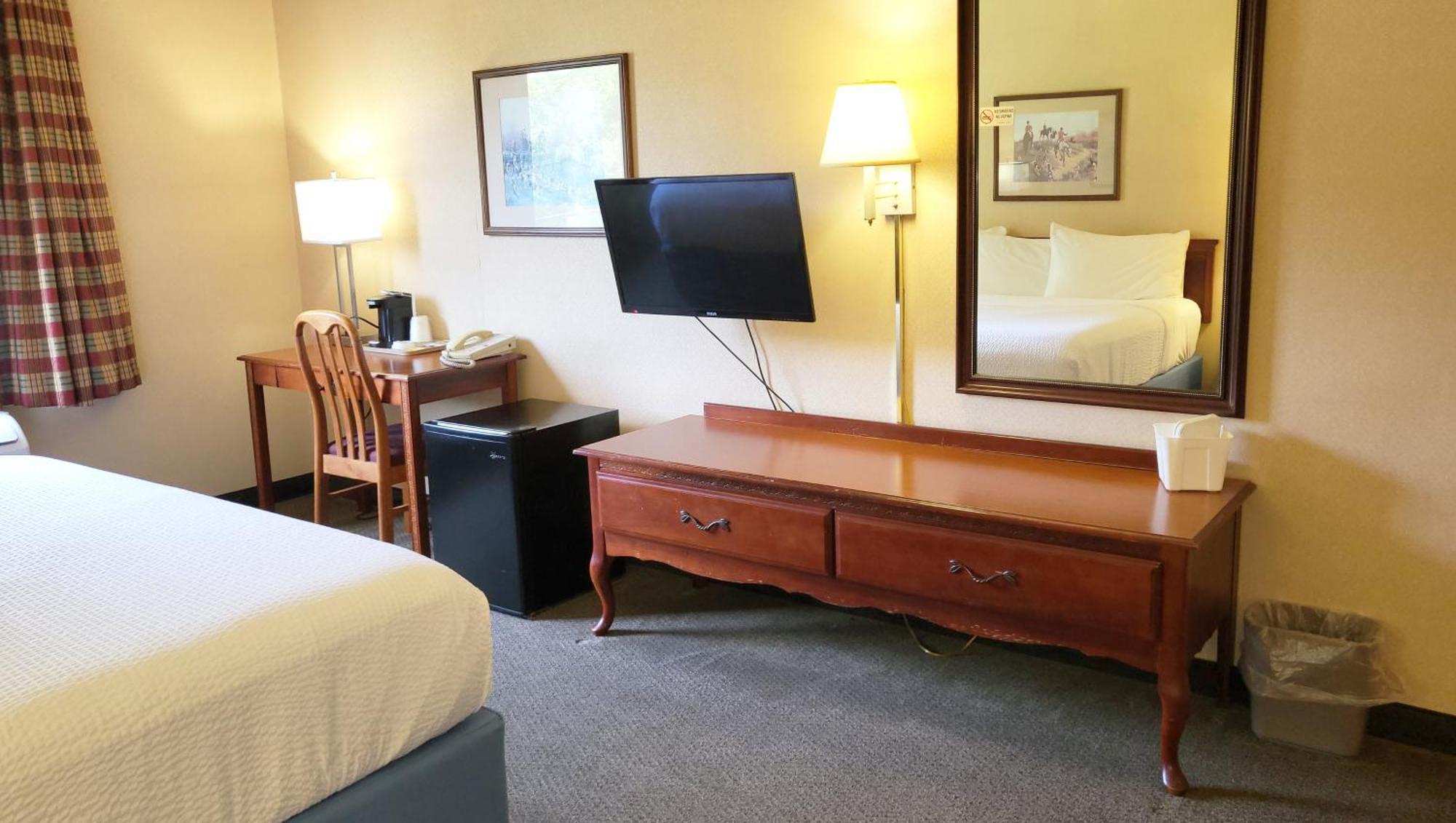 Magnuson Hotel West Liberty Εξωτερικό φωτογραφία